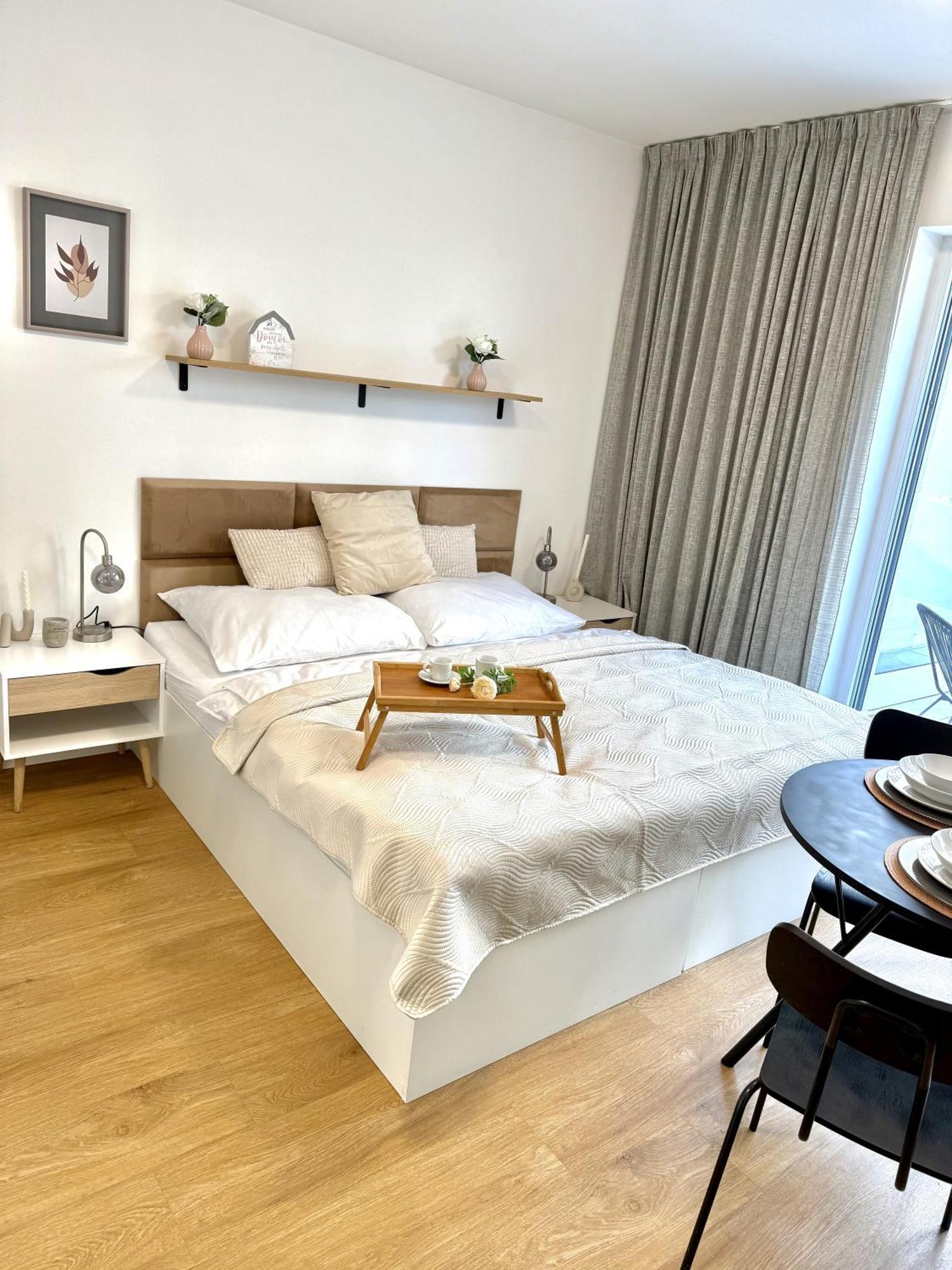 City Relax Apartments With Free Parking, 10 Mins Walk To City Centre Brno Eksteriør bilde